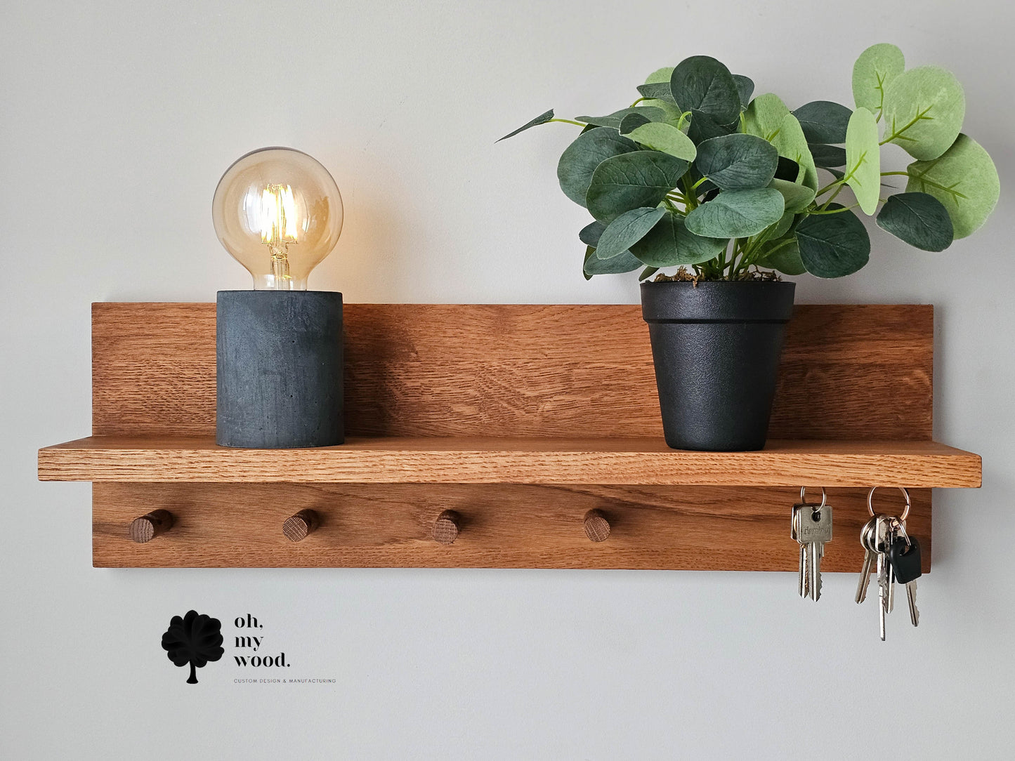 Wooden entryway organizer