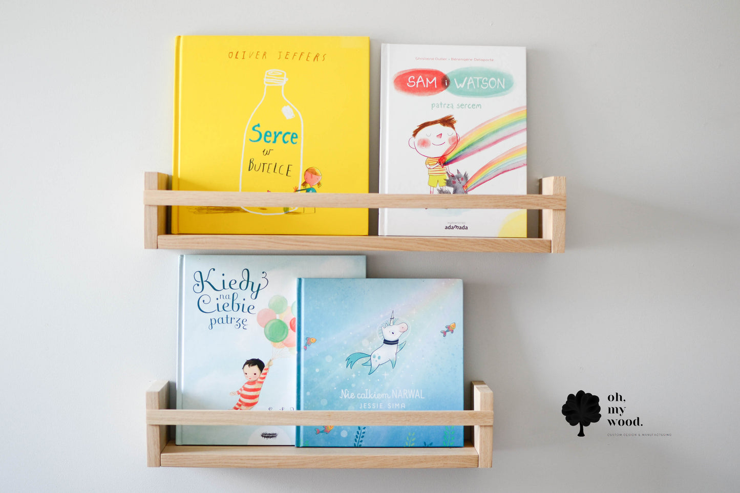 Wooden nursery kids bookshelf