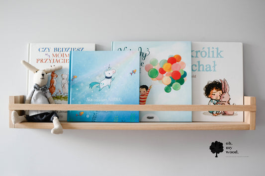 Wooden nursery kids bookshelf